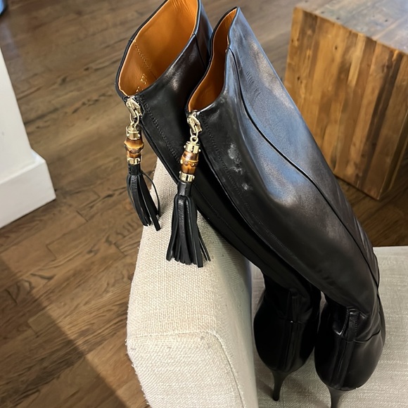 Gucci high boots with tassels worn a few times - Picture 2 of 3
